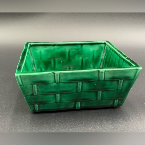 Vintage California “R” Pottery Planter Avocado Green Basket Weave MCM - Picture 1 of 5